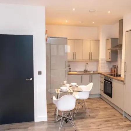 Augustus House Serviced *