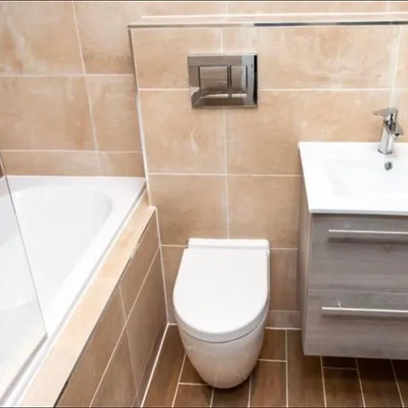 Aparthotel Augustus House Serviced