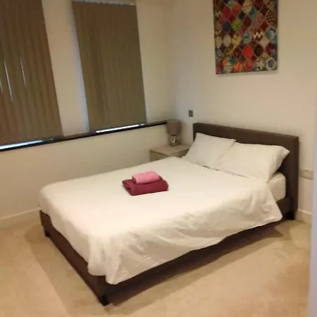Augustus House Serviced Aparthotel